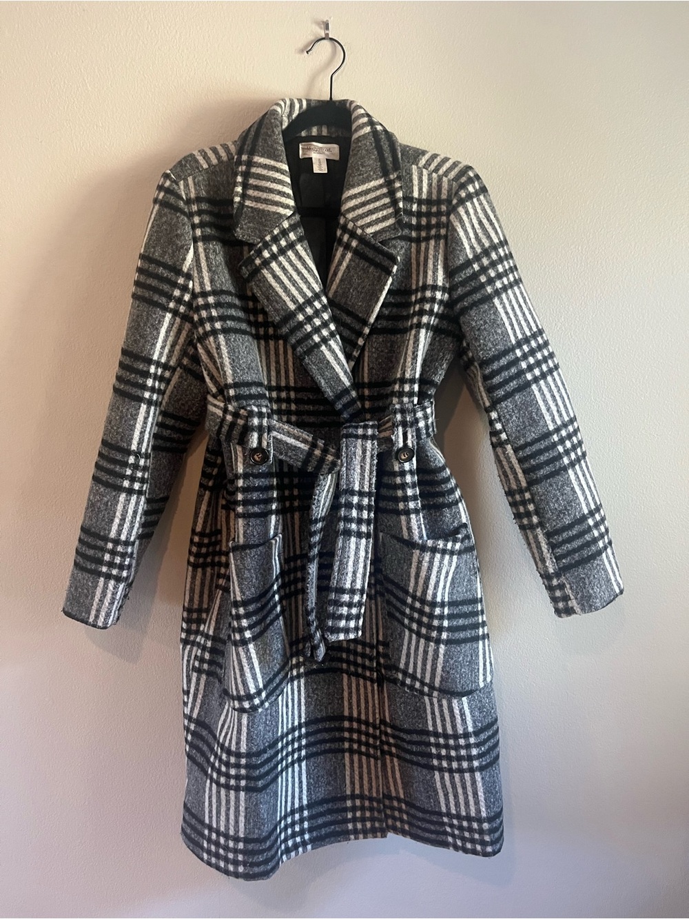 Motherhood Maternity Plaid Belted Coat Gray Black Cream Size M